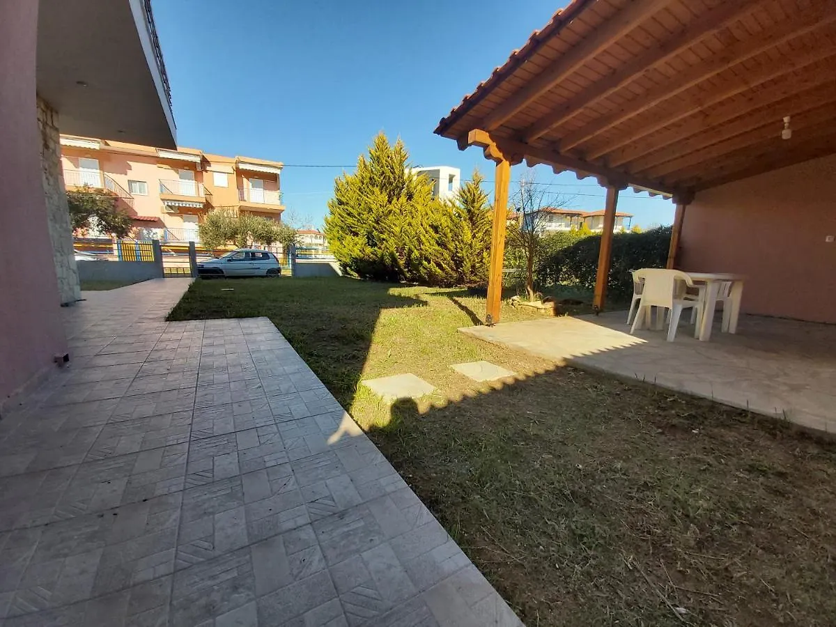 Villa Nikos Paralia Dionysiou